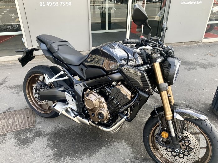 préparation exclusive CB650R CARBONE BY RENNEVILLE