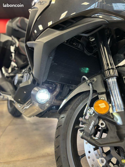 Honda nt1100 dct – 2025 – noir – full équipement - VILLEMOMBLE