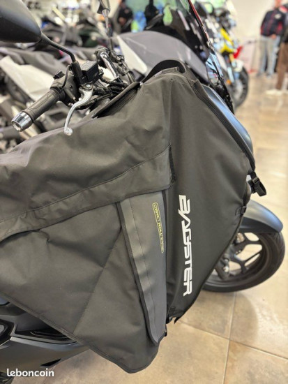 Honda PCX 125 – 2024 – Noir mat - VILLEMOMBLE