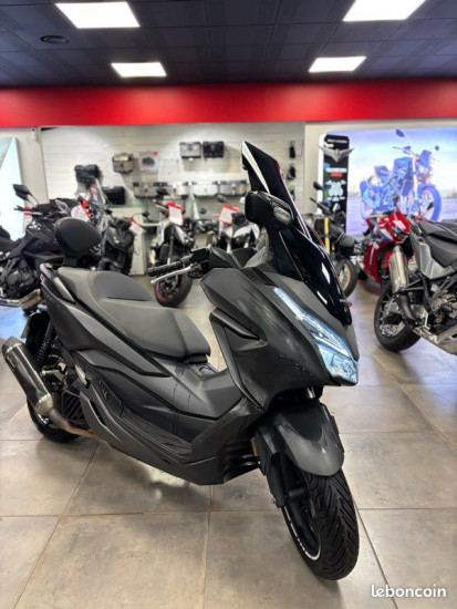 Honda forza 125 – 2019 – bon état - VILLEMOMBLE