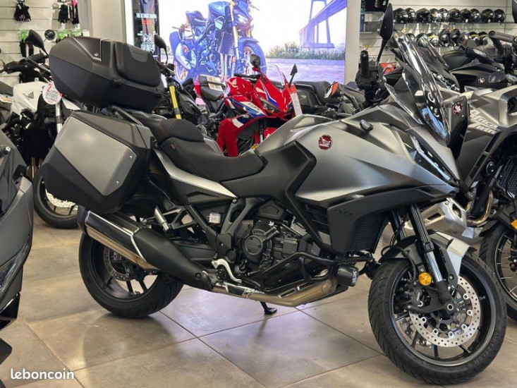 à vendre – honda nt1100 dct 2022 - VILLEMOMBLE