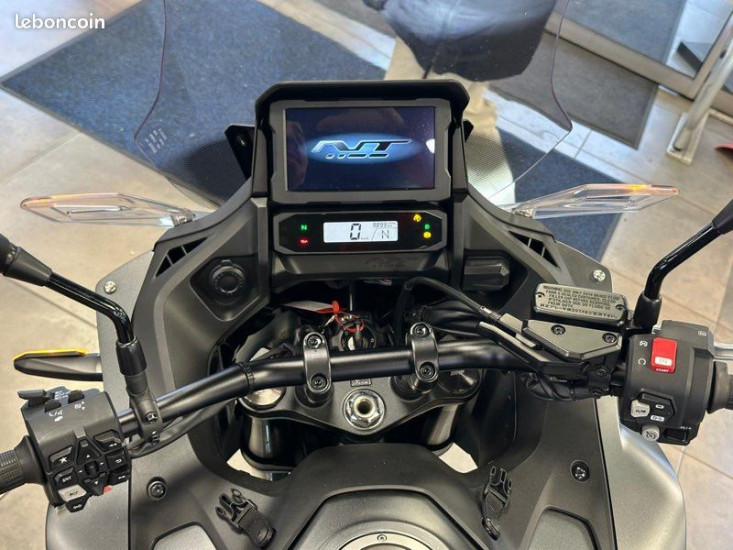 à vendre – honda nt1100 dct 2022 - VILLEMOMBLE