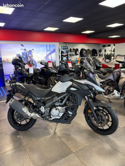 Suzuki v-strom 650 - VILLEMOMBLE
