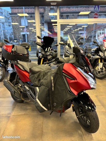 Honda Forza 125 – 2019 - VILLEMOMBLE