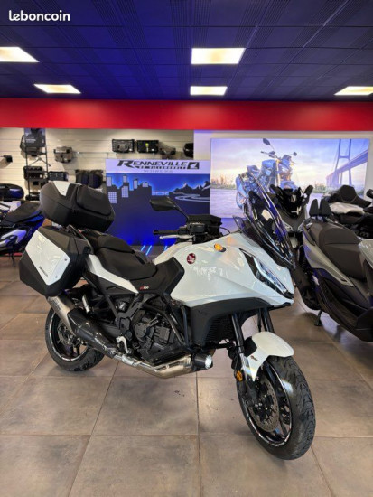 Honda nt1100 dct – 2023 - VILLEMOMBLE