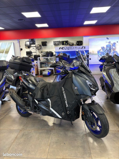 Yamaha x-max 125 – 2023 - VILLEMOMBLE